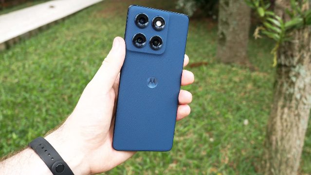 Motorola de 512 GB perde R$ 1.500 e vira super negócio nesta sexta (2)