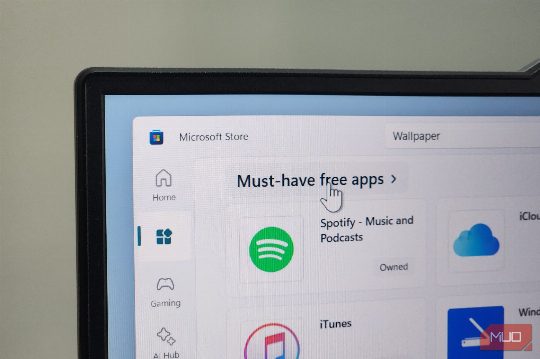 I don’t understand why everyone installs these Windows apps