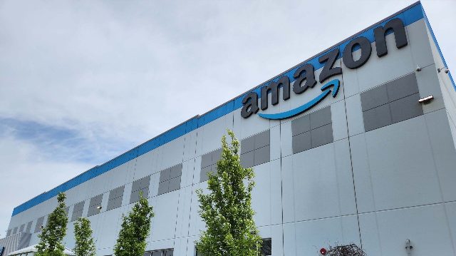 Amazon Canada to hire 9,000 seasonal workers for the holidays