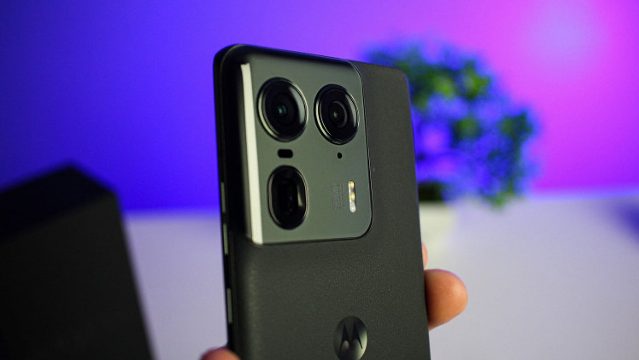 Motorola Edge 50 Ultra começa a receber beta do Android 17; veja o que muda