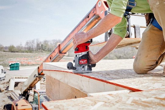 Milwaukee just made the boring 5Ah battery interesting again